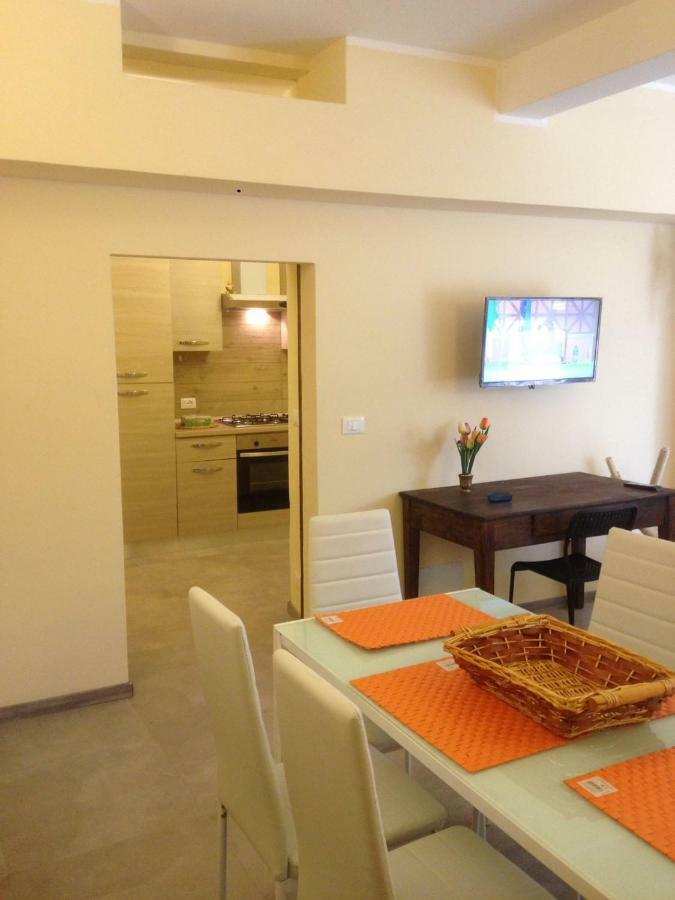 A Casa Di Fede Apartment L'Aquila Bagian luar foto